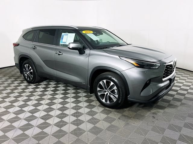 2026 Toyota Highlander Hybrid XLE