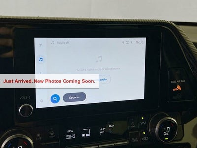 2025 Toyota Highlander LE