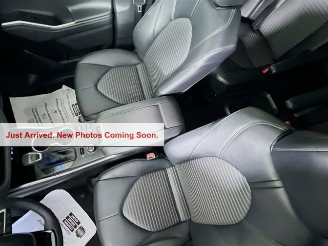 2025 Toyota Highlander LE