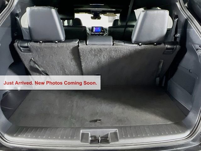 2025 Toyota Highlander LE