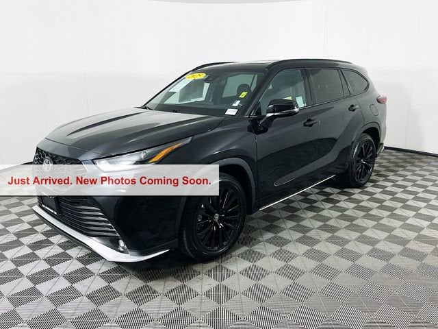 2025 Toyota Highlander LE