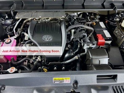 2025 Toyota Highlander LE