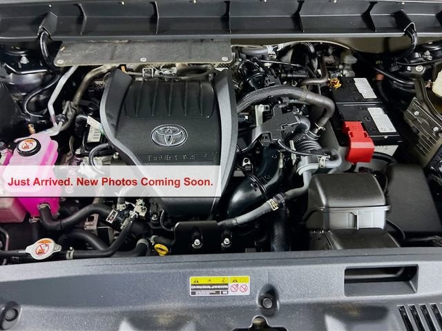 2025 Toyota Highlander LE