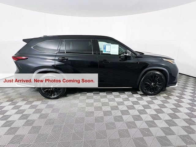 2025 Toyota Highlander LE