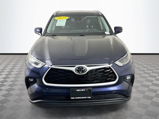 2025 Toyota Highlander LE