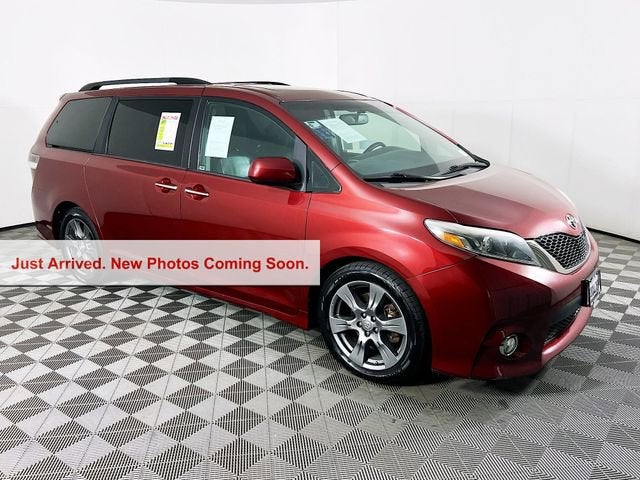 2017 Toyota Sienna Base
