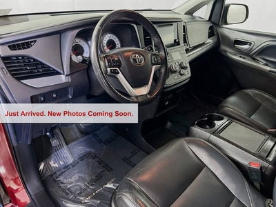 2017 Toyota Sienna Base