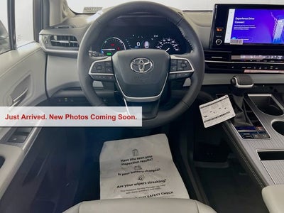 2026 Toyota Sienna XLE