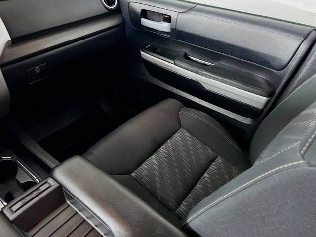 2021 Toyota Tundra 4WD SR5