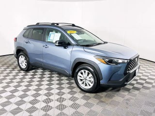 2025 Toyota Corolla Cross LE