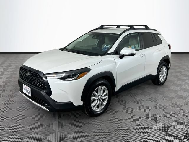 2023 Toyota Corolla Cross LE