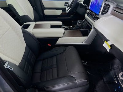 2023 Toyota Sequoia SR5