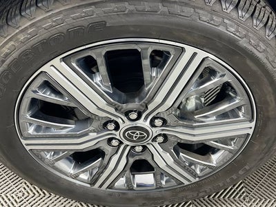 2023 Toyota Sequoia SR5