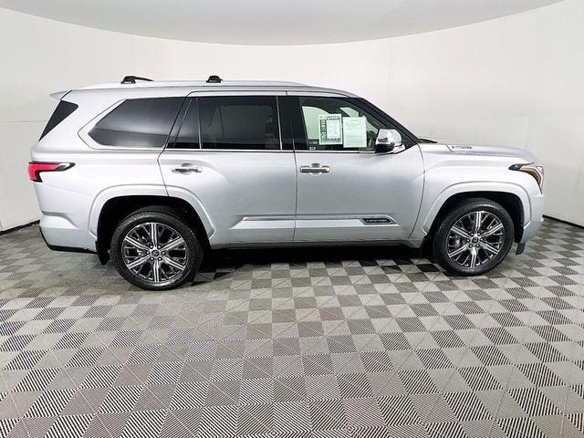 2023 Toyota Sequoia SR5
