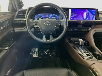 2024 Toyota Crown XLE