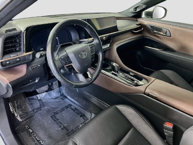 2024 Toyota Crown XLE