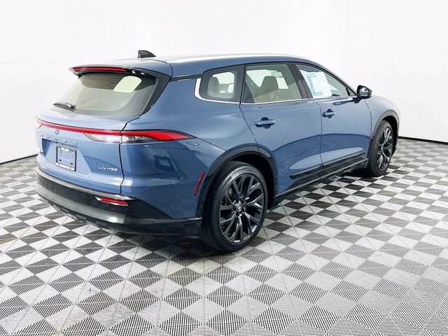 2026 Toyota Crown Signia XLE