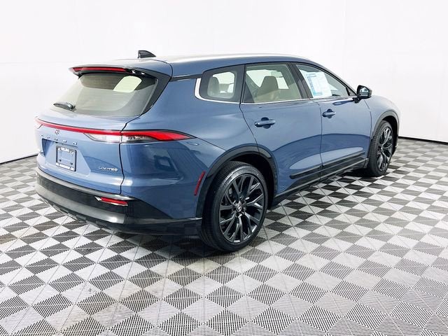 2026 Toyota Crown Signia XLE