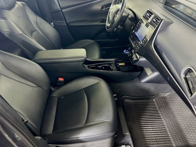 2021 Toyota Prius LE