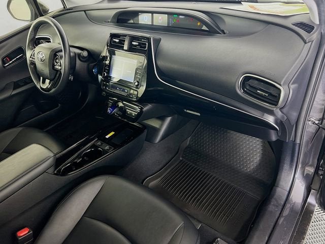 2021 Toyota Prius LE