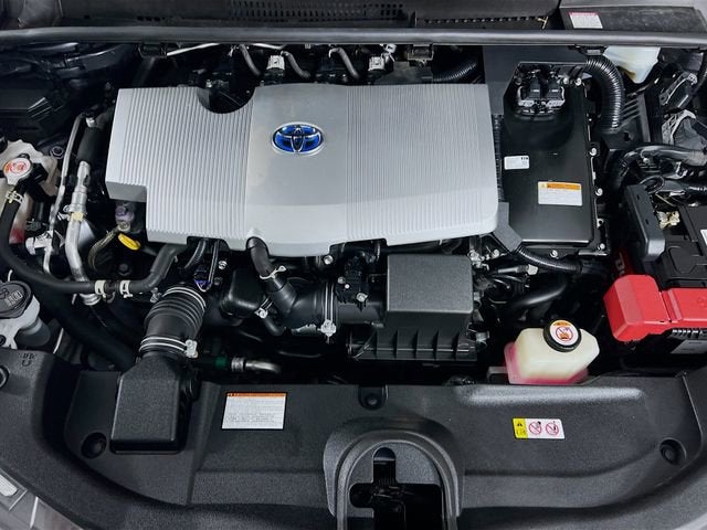 2021 Toyota Prius LE