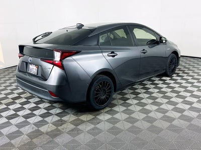 2021 Toyota Prius LE