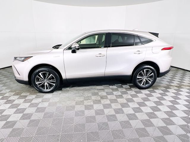 2021 Toyota Venza Base