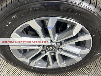 2026 Toyota 4Runner Hybrid TRD Off Road