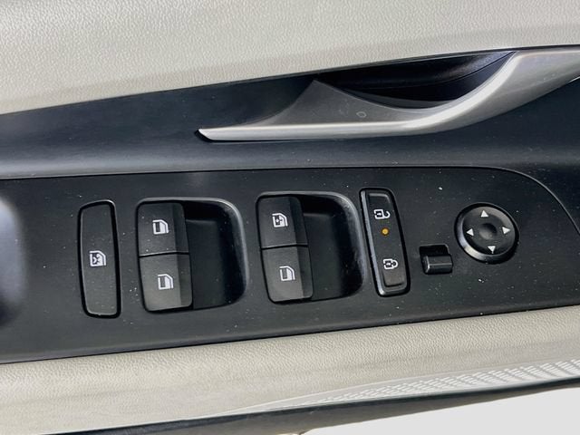 2025 Hyundai Elantra HEV Limited