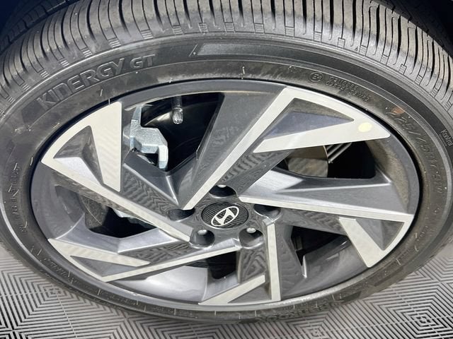 2025 Hyundai Elantra HEV Limited
