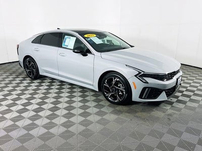 2025 Kia K5 GT-Line