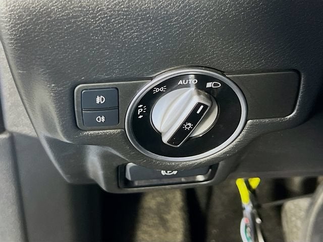 2018 INFINITI QX30 Premium