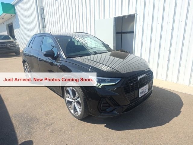 2021 Audi Q3 S line Premium Plus