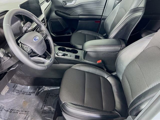 2025 Ford Escape Plug-In Hybrid Base