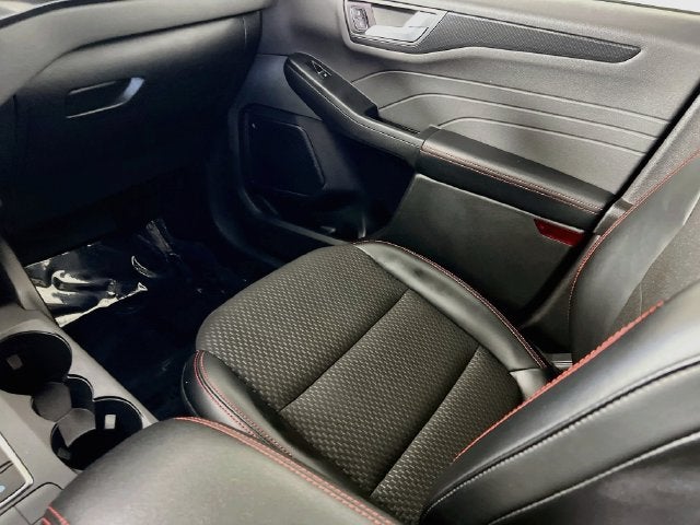 2024 Ford Escape Hybrid ST-Line