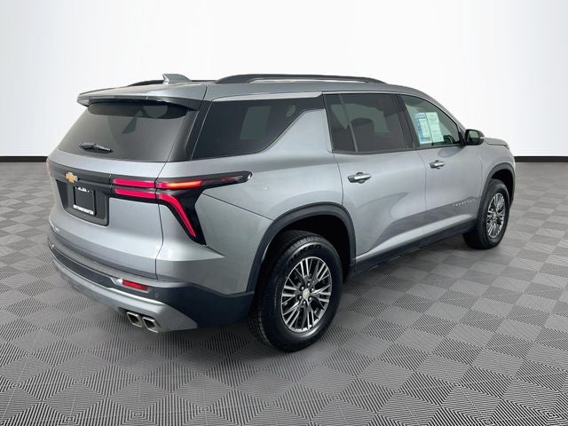 2025 Chevrolet Traverse LT 2LT