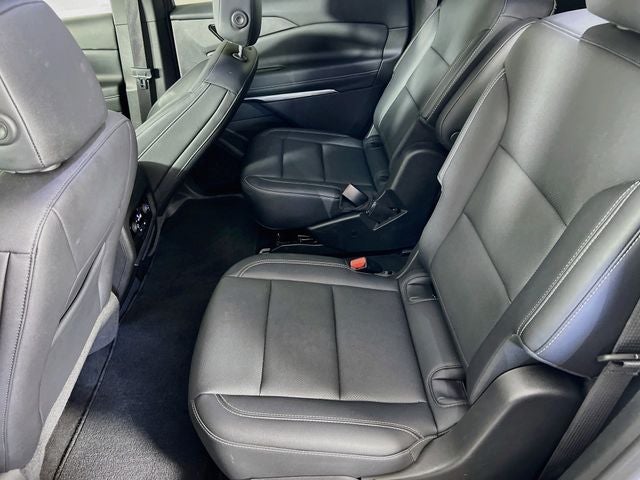 2025 Chevrolet Traverse LT 2LT