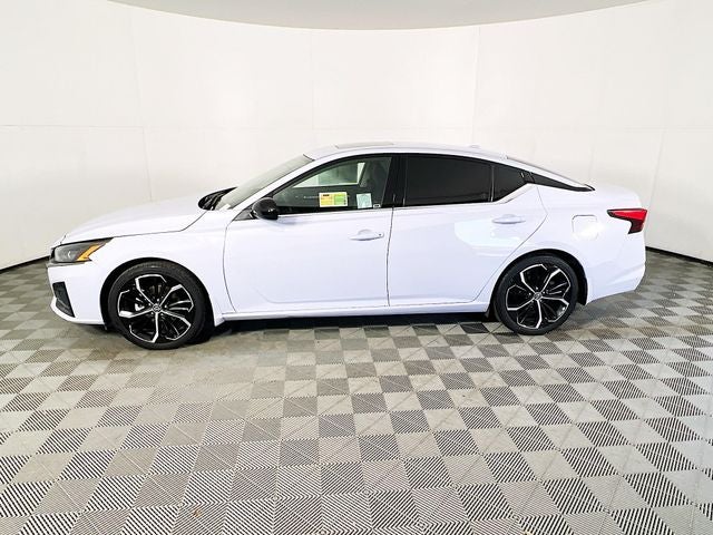2025 Nissan Altima 2.5 SR