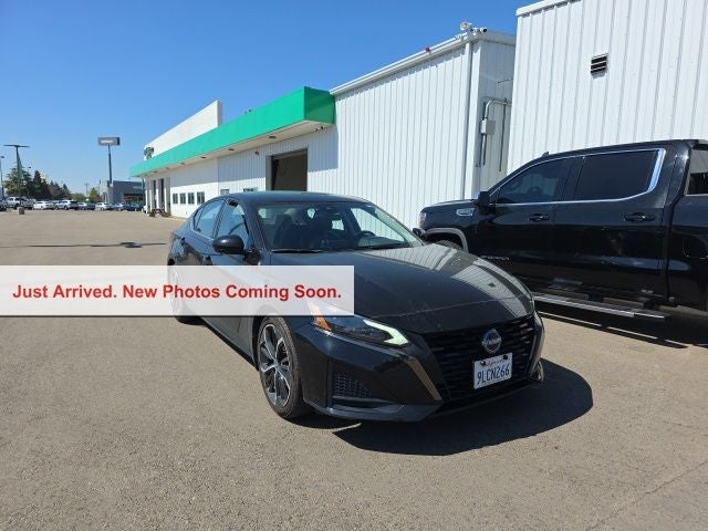 2024 Nissan Altima SR