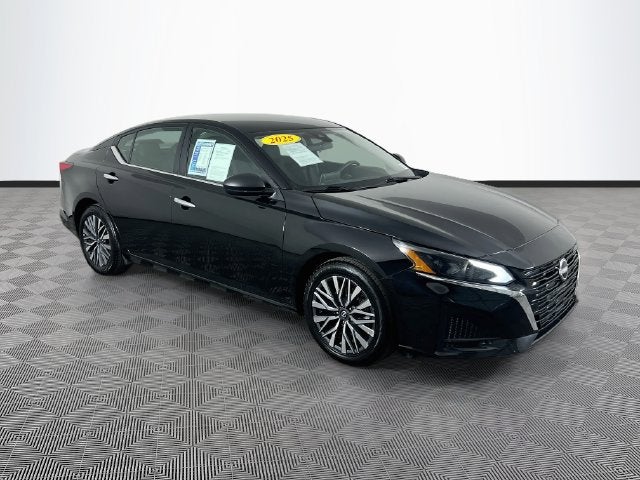 2025 Nissan Altima