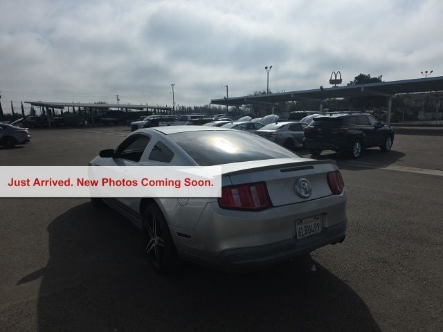 2010 Ford Mustang V6