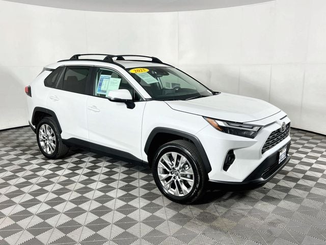 2025 Toyota RAV4 XLE Premium