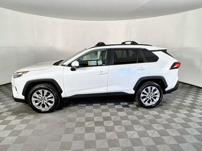 2025 Toyota RAV4 XLE Premium