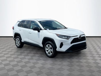 2022 Toyota RAV4 LE
