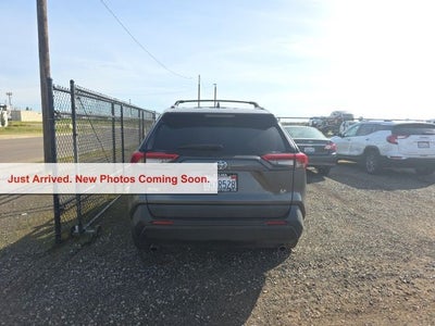 2021 Toyota RAV4 LE