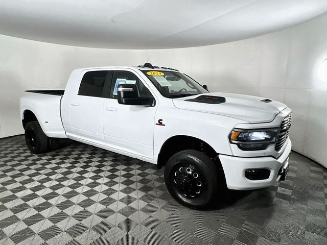 2024 RAM 3500 Laramie