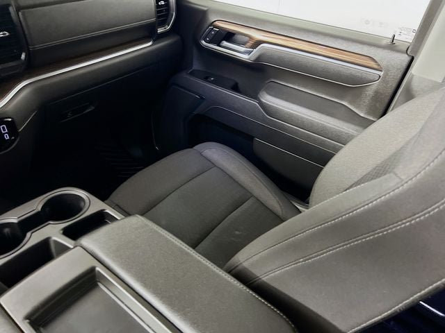 2025 Chevrolet Silverado 1500 LT LT1