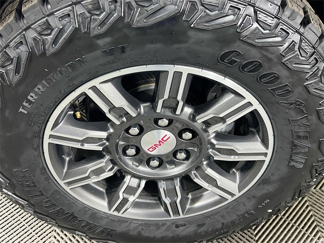 2025 GMC Sierra 1500 AT4