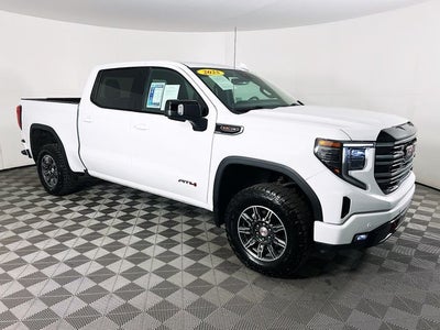 2025 GMC Sierra 1500 AT4