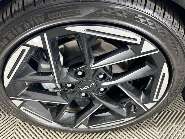 2025 Kia K4 GT-Line